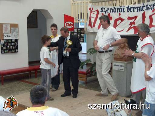 2-vitezlo-tura-valogatas-230.jpg