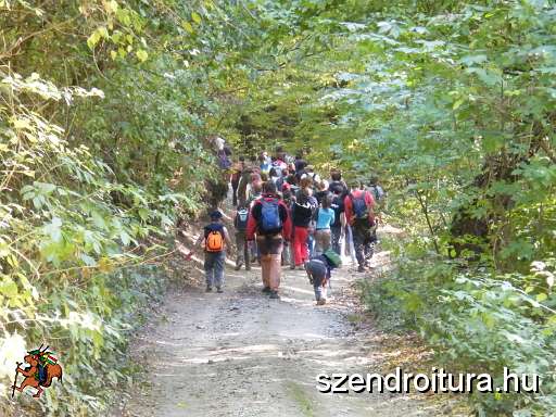 V-szendro-korul-gyalogszerrel-013.JPG