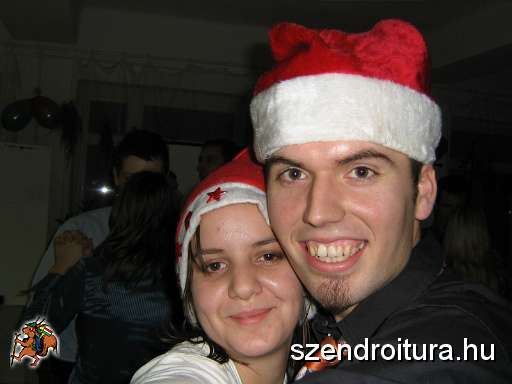 20091205-batyus-bal-szendro-053.jpg